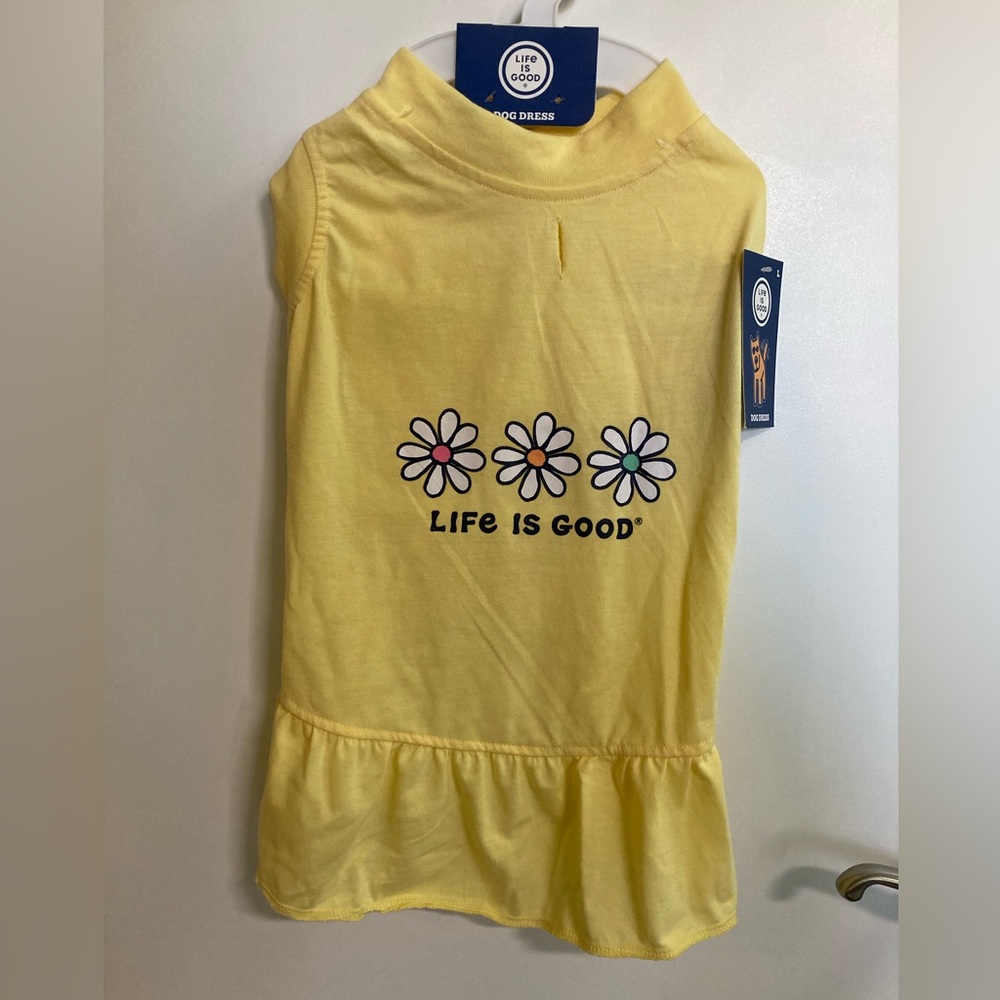 NEW! Sz Large Life is Good Yellow Dog Dress. Dog Apparel. Flowers.